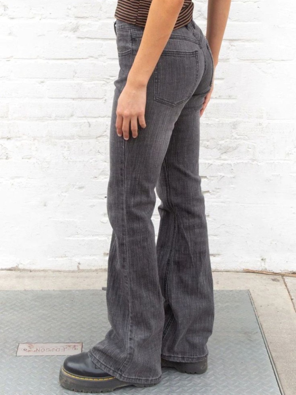 Brandy Melville Grey Brielle 90s Jeans